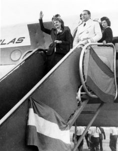 Eva Duarte llega a Madrid en 1947